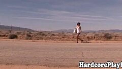 Outdoor babe fucking in the sun