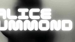 prazer a três duas delícias se chupando ele mete gostoso e finaliza no cuzinho da ninfeta