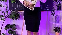 sisi in nylon club, showing off her pantyhose. want to see more?