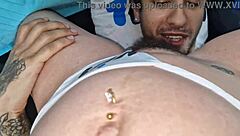 I see this novinha cachorra shakin' and cumming on black dick