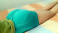 virgin stepdaughter fucks stepfather in gym break room