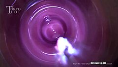 小穴在狂野日本硬核中被猛烈撞击 激烈动作