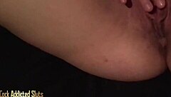 Big Pussy Lips Stretching Show Close Up!