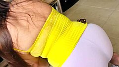 madrastra puta venezolana en m�xico se deja llenar las tetas de semen por su hijastro a cambio de dinero