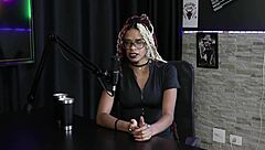 Naomi Campos talked about hairy women and got internet attacks.