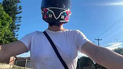 Recogi un Cliente de Didi Sin Sosten y Se Dio Cuenta de Mis Grandes Tetas