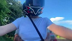 Recogi un Cliente de Didi Sin Sosten y Se Dio Cuenta de Mis Grandes Tetas