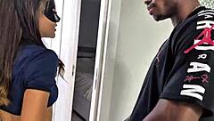 Carnaval Policial Prende Moreno Pra Gozar No Pau Dele With Ass Shaking Humiliation Ass Wife Muff Diving Holiday Cuckold Black Pussy Cumshot