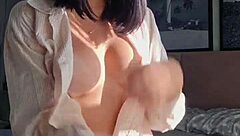 Hot teen 18+ shows off in public while masturbating outdoors!