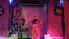 natal cheio de tesao com milf gostosona e saymon fitness gozando farto no red