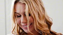 大奶金发按摩师揉奶并被丛林猛干