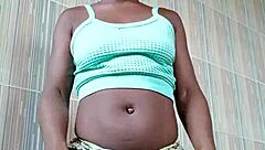 introducing crazybitch, the first ebony female who squirts easily