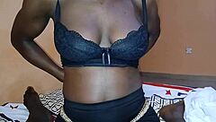 Ebony slimthick fucks good with tight pussy.