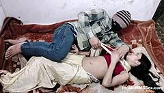 Indian Bhabhi Enjoys Amateur Pussy Fucking in Hindi