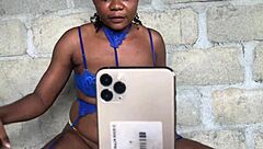 Crazy video call with a fan leads to crazy cumming