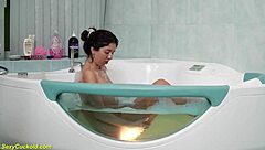 teen katty west masturbating in the bathtub