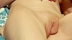 Close up sucking leads to cum on mouth