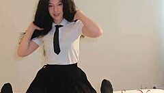 Quick chat with school-girl before parents home