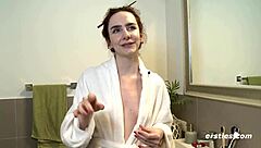 Claudia Nimmt Euch Mit Unter Die Dusche