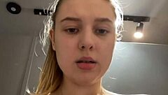 first time squirting in public with bbw