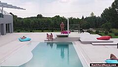 babe gets anal reamed and squirts