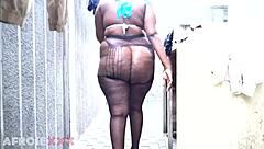 bbw girl tasting a new dick