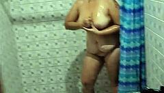 i meet my best friend's mom in the shower bathing