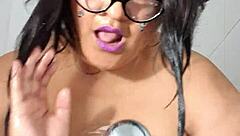 bbw babe bathes in live webcam shower