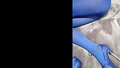 milf perfect body with pantyhose and eight inch heels