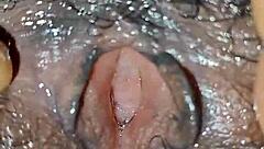 Sexy Indian Desi Gets Pussy Licked in Bed