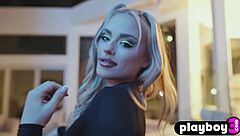 Big Ass Blonde Milf Poses Naked Hot Body