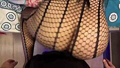 Madrastra milf nalgona saca toda mi leche con sus movimientos de cadera y tight pussy riding!