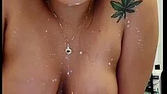 hey lovers of pregnant women, wanna see me fisting for that squirty pleasure?