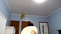 kitty stuffs veggies deep in her ass. she cums hard with wet creampie toys.