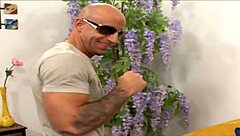 my lover is a mature woman with curvaceous figure and natural appeal