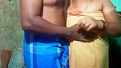 desi housewife enjoys bathroom time with roommate