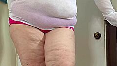 Can You Believe Cameraman Gets Horny Jerking Off And Accidentally Cums On Chubby Milf's Big Bubble Butt In Leggings?