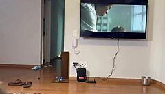 Amateur girls kiss and explore big pussy together