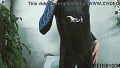 Sexy Moment in Aquafilia Bathtub with Skinny Beauty UNDERWATER.