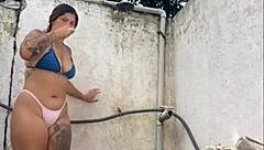 I Stay Like This All Day When The Builder Is Around Here