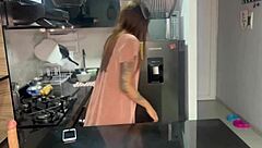 Me Cojo Ala Empleada de Servicio en La Cocina with Brazilian Wife Blowjob Compilation.