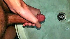 I love masturbating my big dick, send your number or comment for more