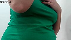 Quer me ajudar a me arrumar para o show ao vivo de crossdressing?