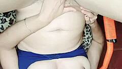 This feels so satisfying deep inside with this large item, and see how the liquid flows out