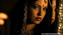 Bolly babe is quite gorgeous 😍