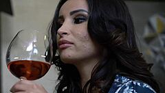 Footsie babe Alyssia Kent teases with elegant feet and big tits during blowjob and cunilingus fun