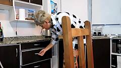 damn i had to fill that milf's ass with cum just to get some pizza