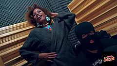 A giovanna bombom veio dar uma aula de putaria pro sortudo prova de boquete e resumo de buceta - turma do sexo