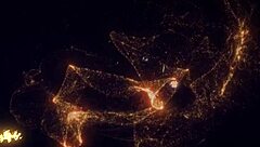 mi esposo me da un masaje en mis labios recien inyectados con su verga