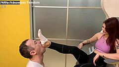 Sporty mistress sofi humiliates slave by ordering him to sniff and lick her sweaty socks